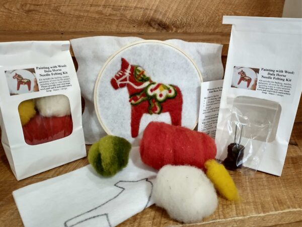 Laura Berlage Dala Horse Needle Felting Kit - Image 2