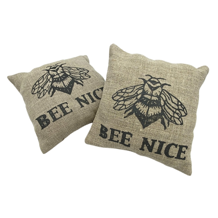 Laura Foster Nicholson Bee Nice Sachet