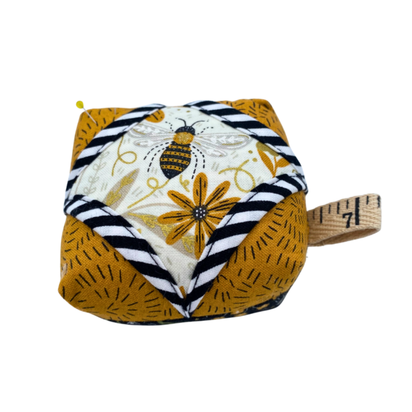 Jan Tharp Cathedral Window Pin Cushion - Image 8