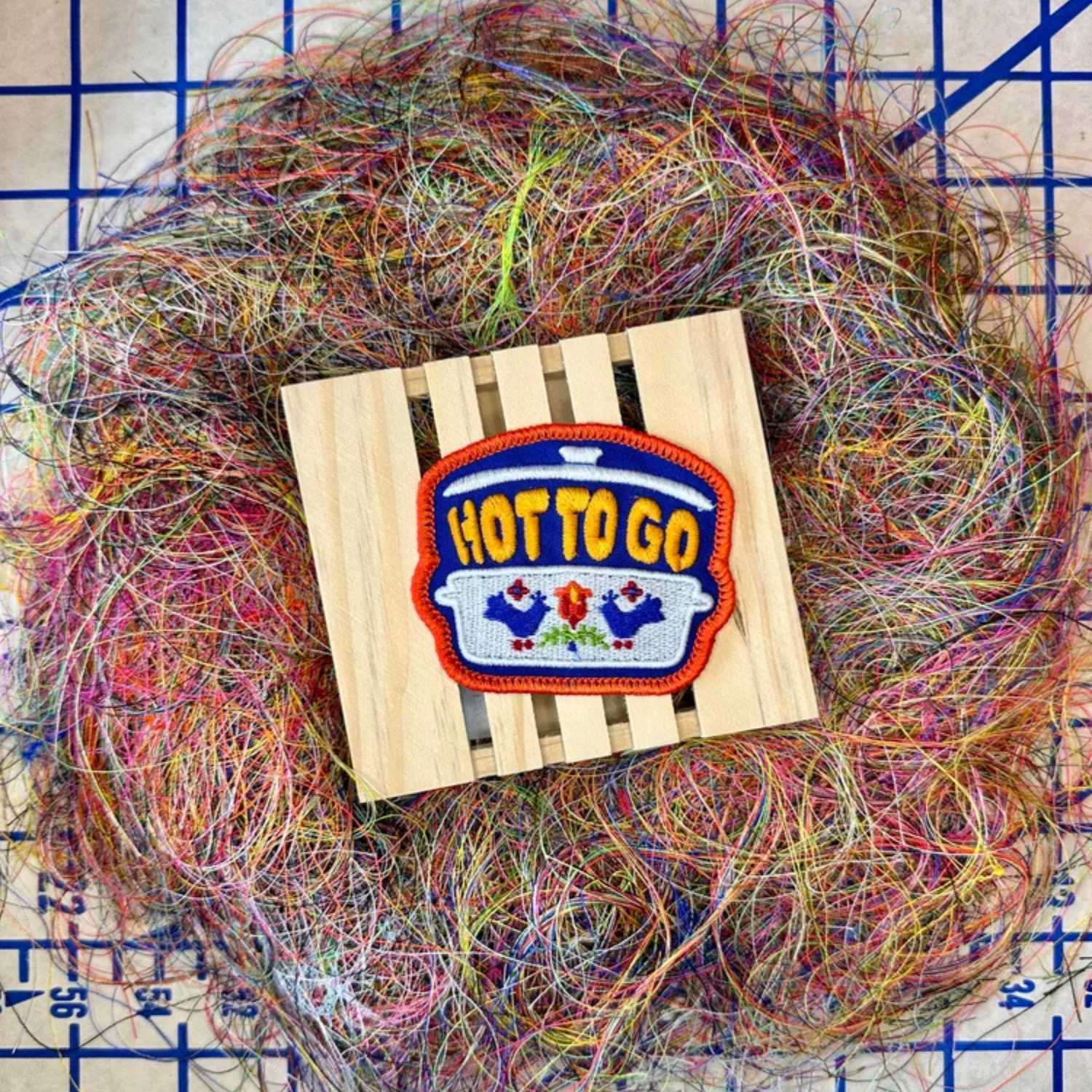 Kabouter Creative Hot(dish) To Go Iron On Patch