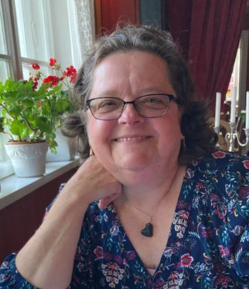 Upcycled Fiber Flowers - Image 4