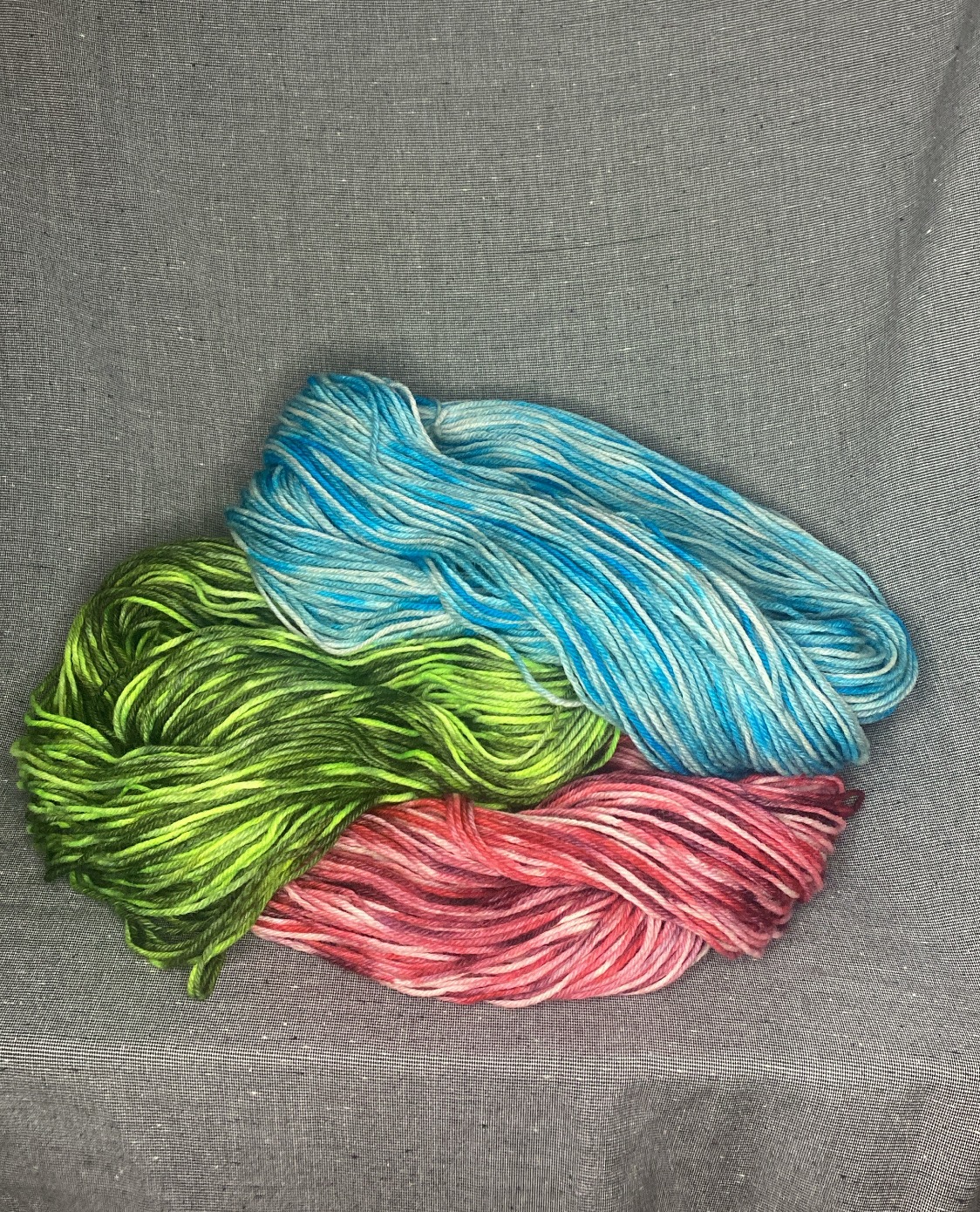 Acid Dyeing Wool for Knit or Crochet